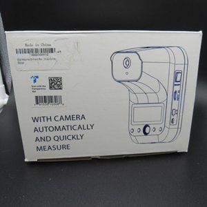 INFRARED THERMOMETER Hk3.  NIB